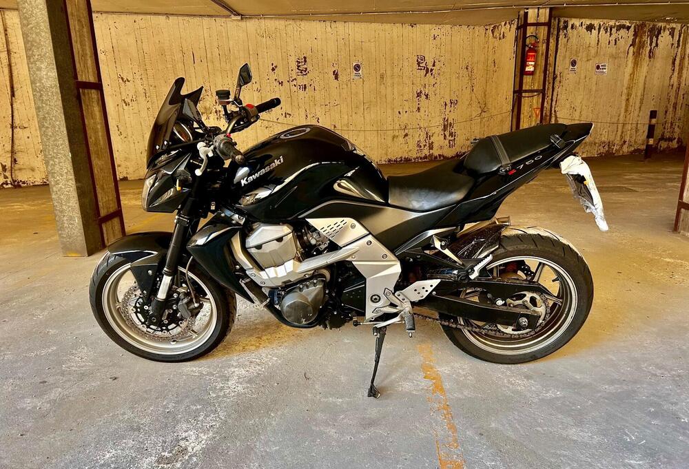 Kawasaki Z 750 (2007 - 14) (3)