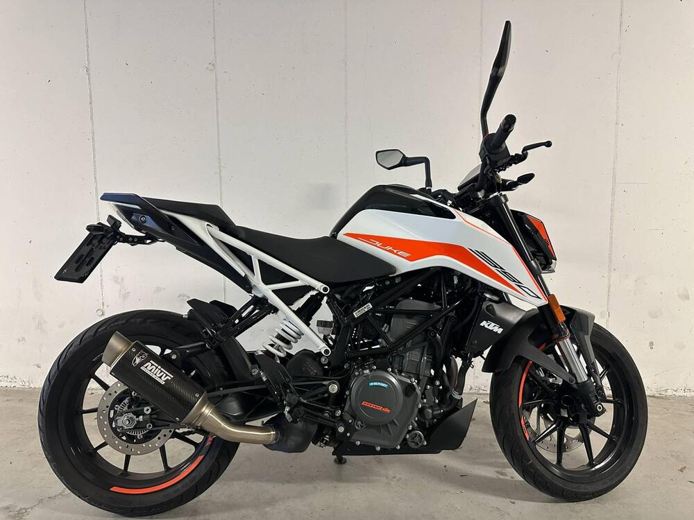 KTM 390 Duke (2021 - 23) (2)