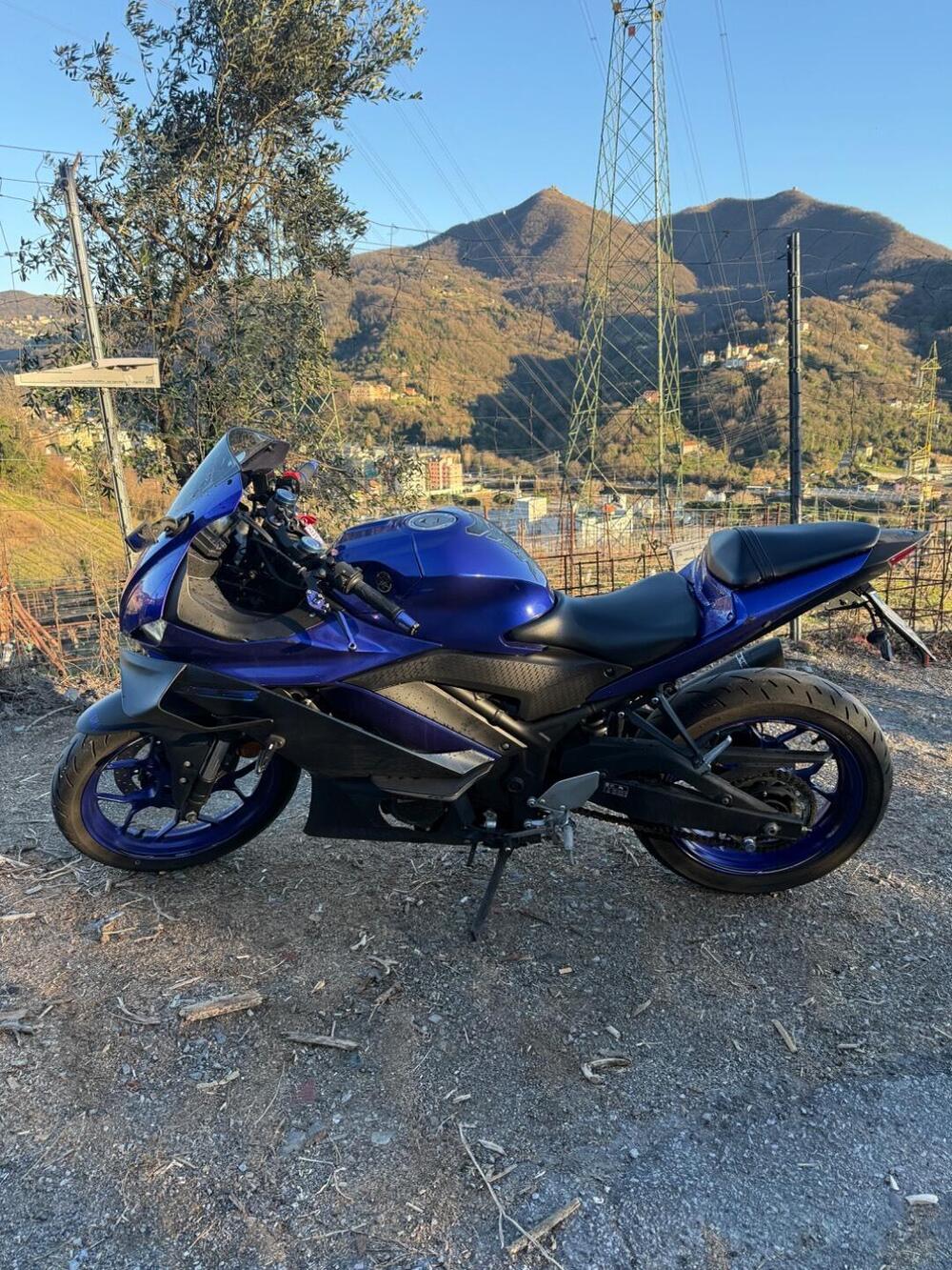 Yamaha YZF R3 (2021 - 24) (4)