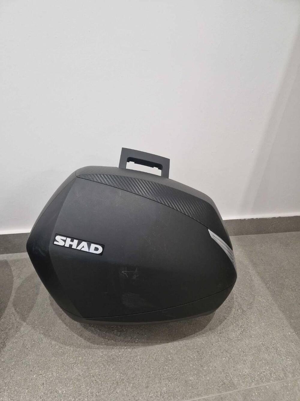 Tris di valigie Shad (4)