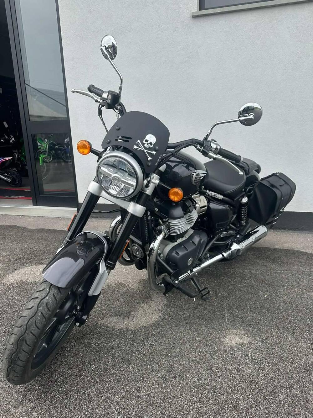 Royal Enfield Super Meteor 650 (2023 - 26) (7)