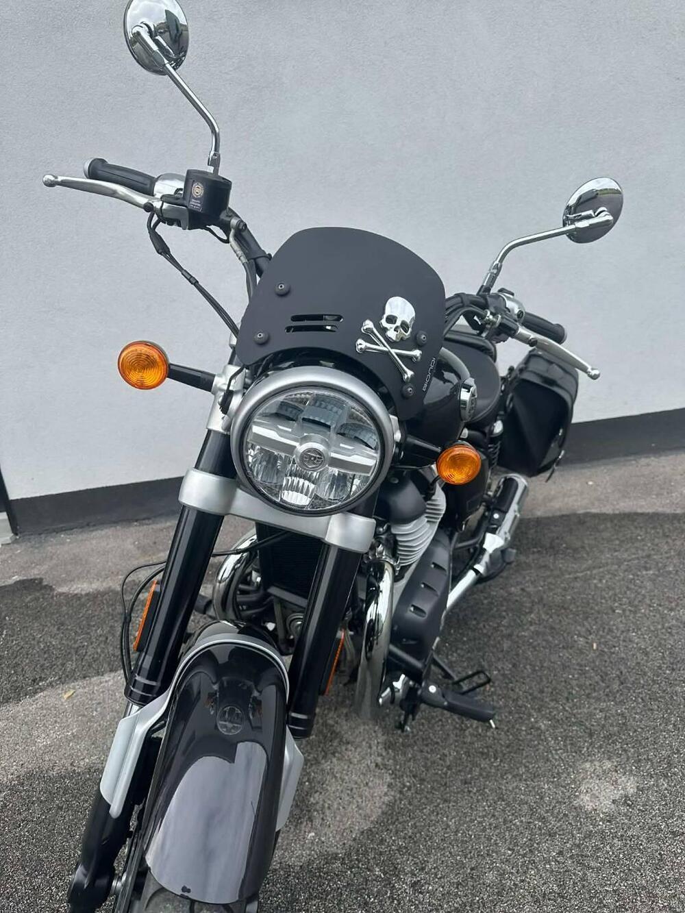 Royal Enfield Super Meteor 650 (2023 - 26) (9)