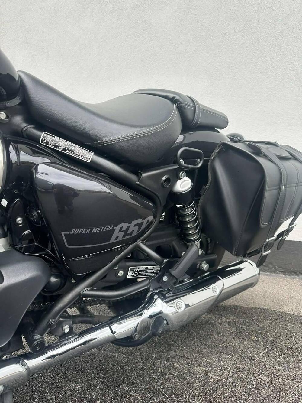 Royal Enfield Super Meteor 650 (2023 - 26) (11)