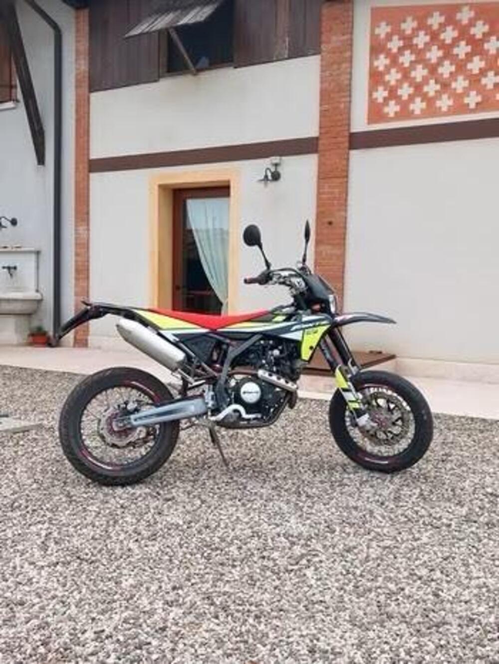 Fantic Motor Motard 125 Performance 4t (2020)
