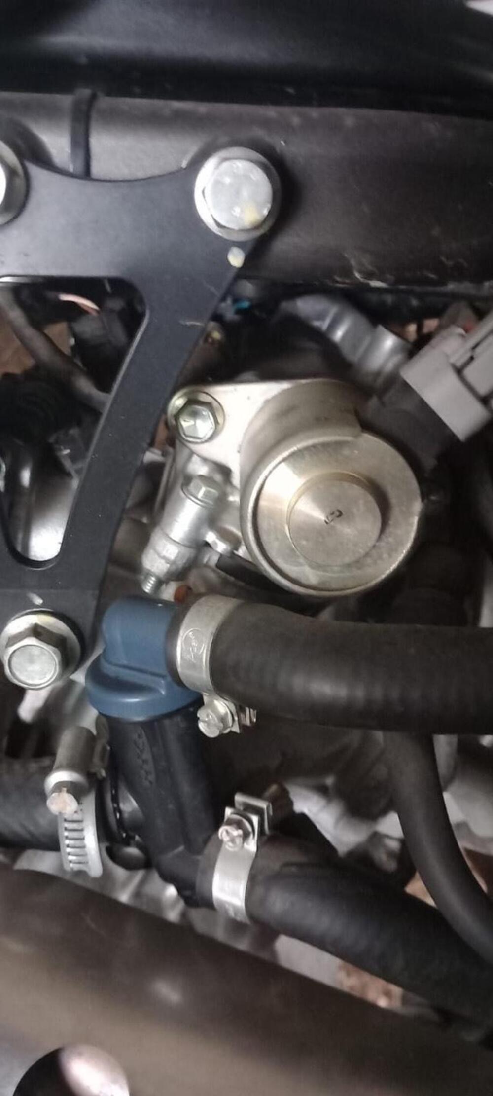 Fantic Motor Motard 125 Performance 4t (2020) (4)