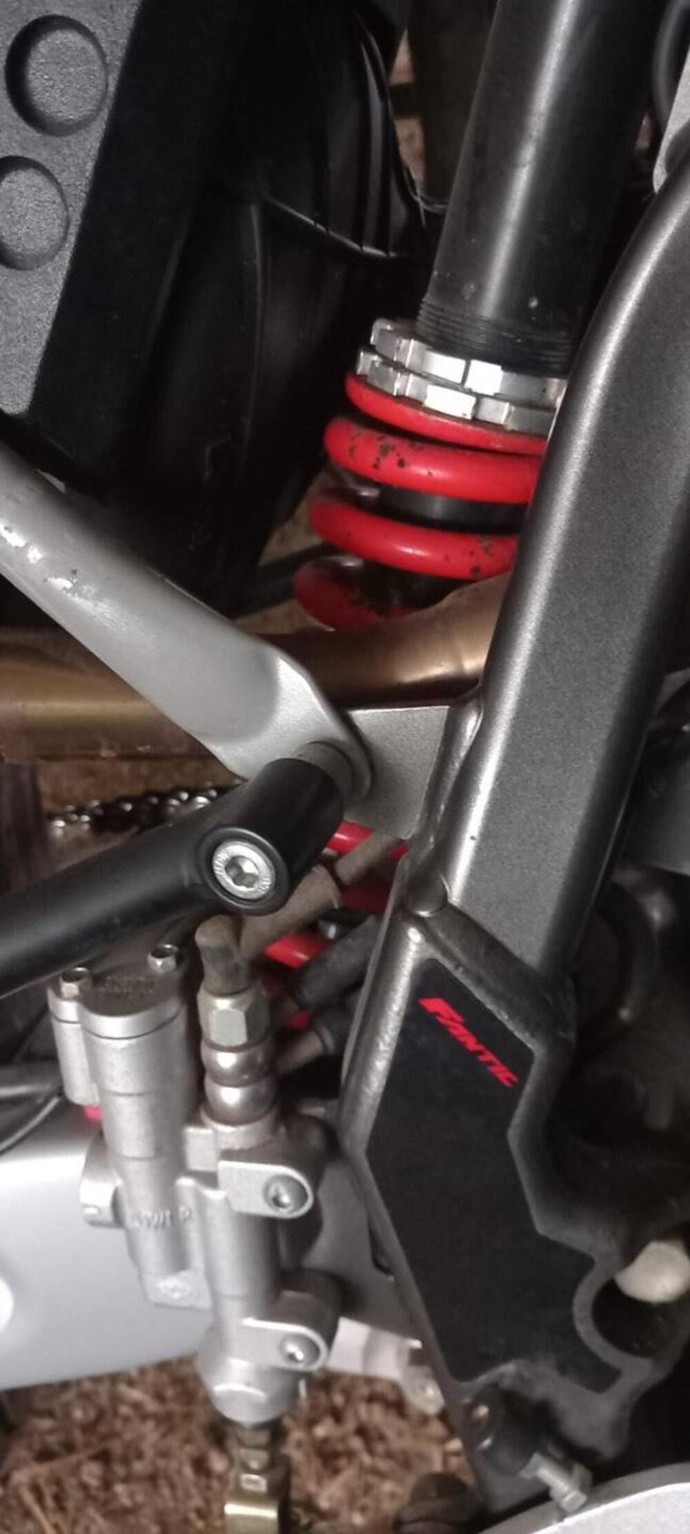 Fantic Motor Motard 125 Performance 4t (2020) (5)