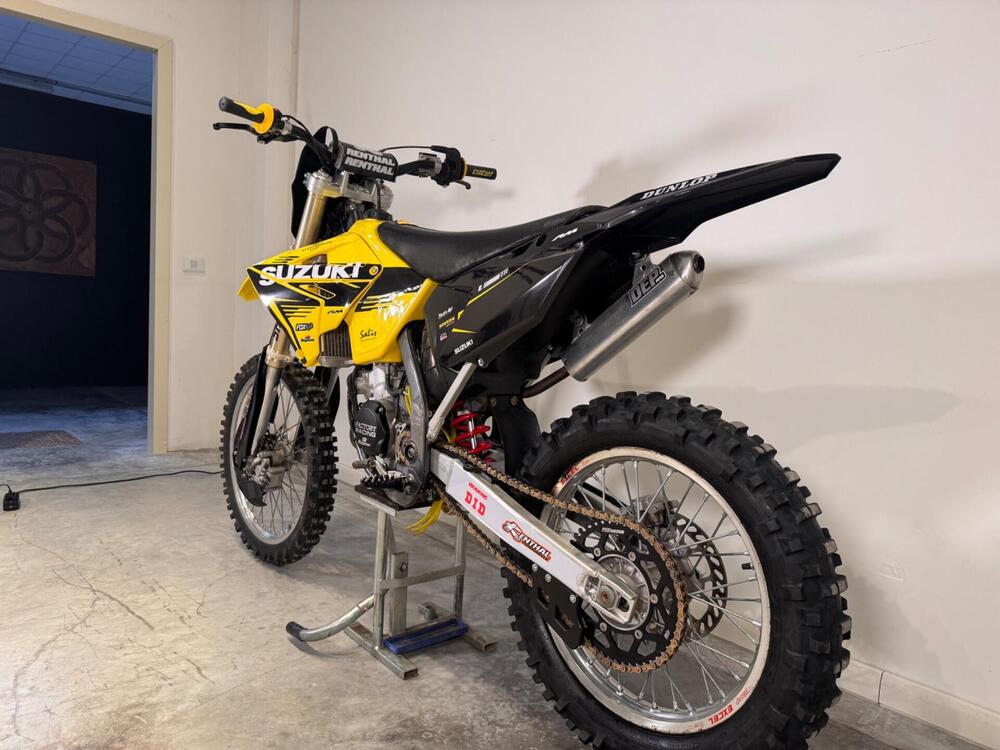 Suzuki RM 125 (2002 - 03) (7)