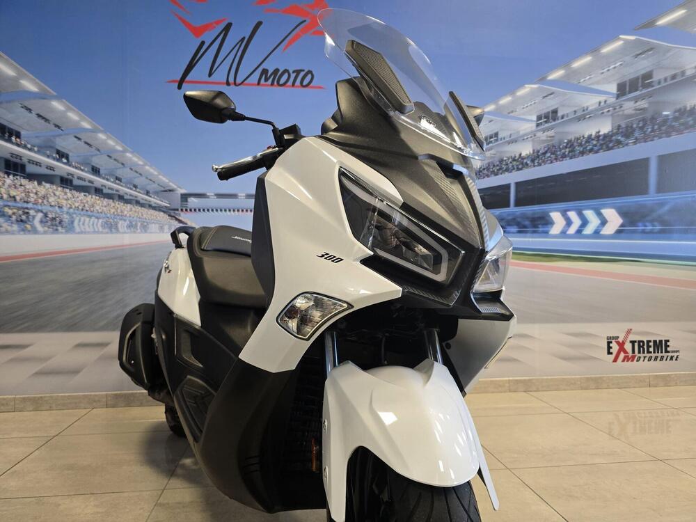 Sym Joymax 300 Z+ (2021 - 24) (13)