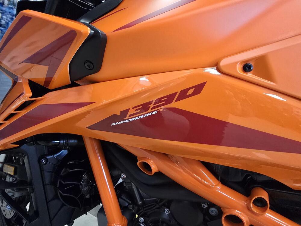 KTM 1390 Super Duke R (2024 - 26) (10)