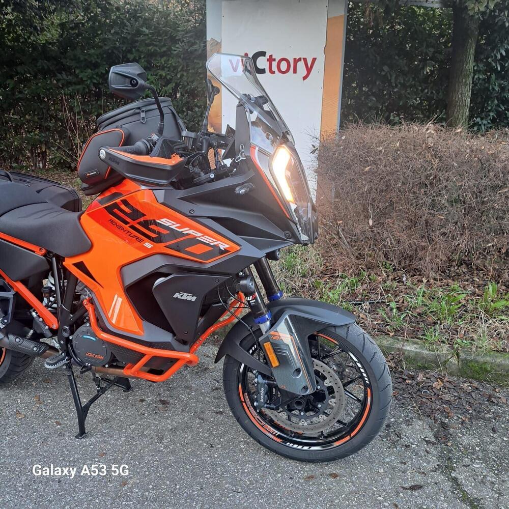 KTM 1290 Super Adventure S (2022 - 25) (3)