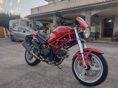 Ducati Monster 600 Dark (1998 - 01) usata