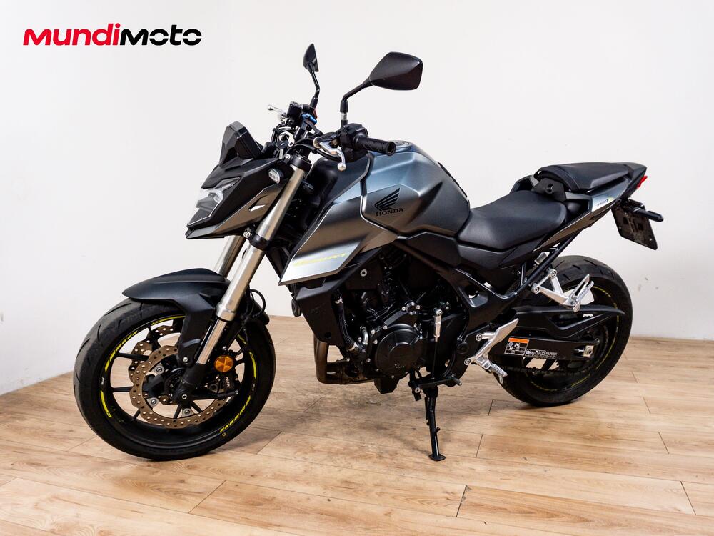 Honda CB 750 Hornet (2025) (8)