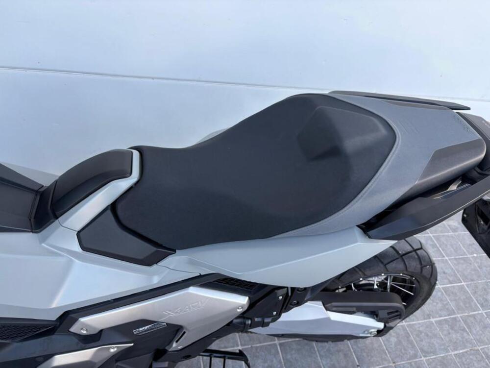 Honda X-ADV 750 DCT Gravel (2021 - 24) (5)