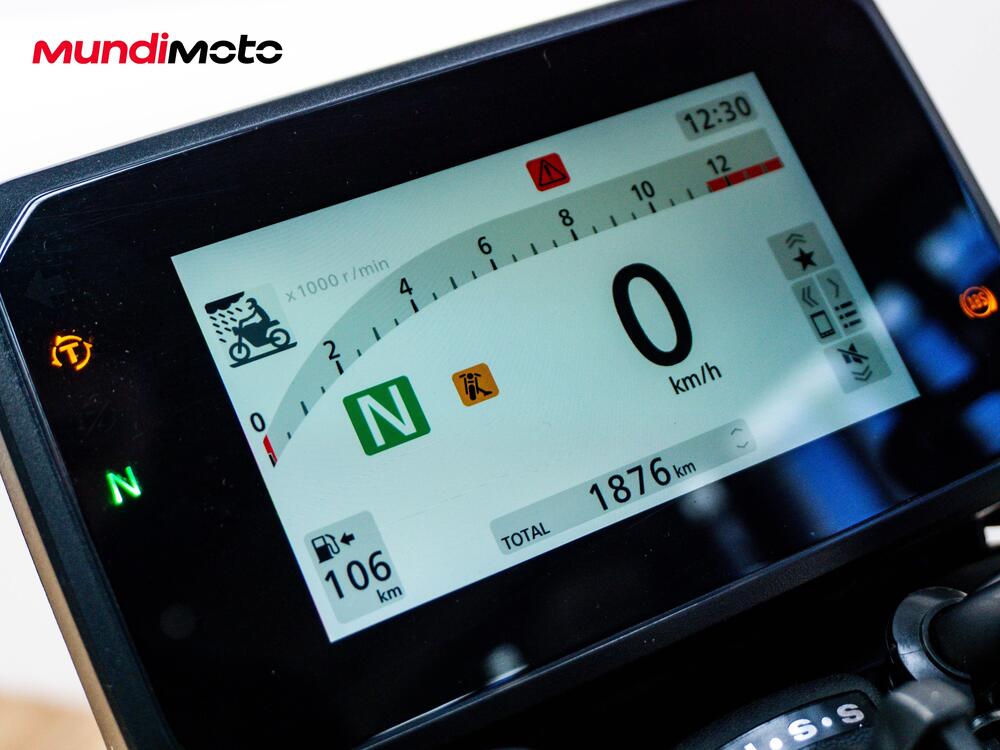 Honda CB 1000 Hornet (2025 - 26) (12)