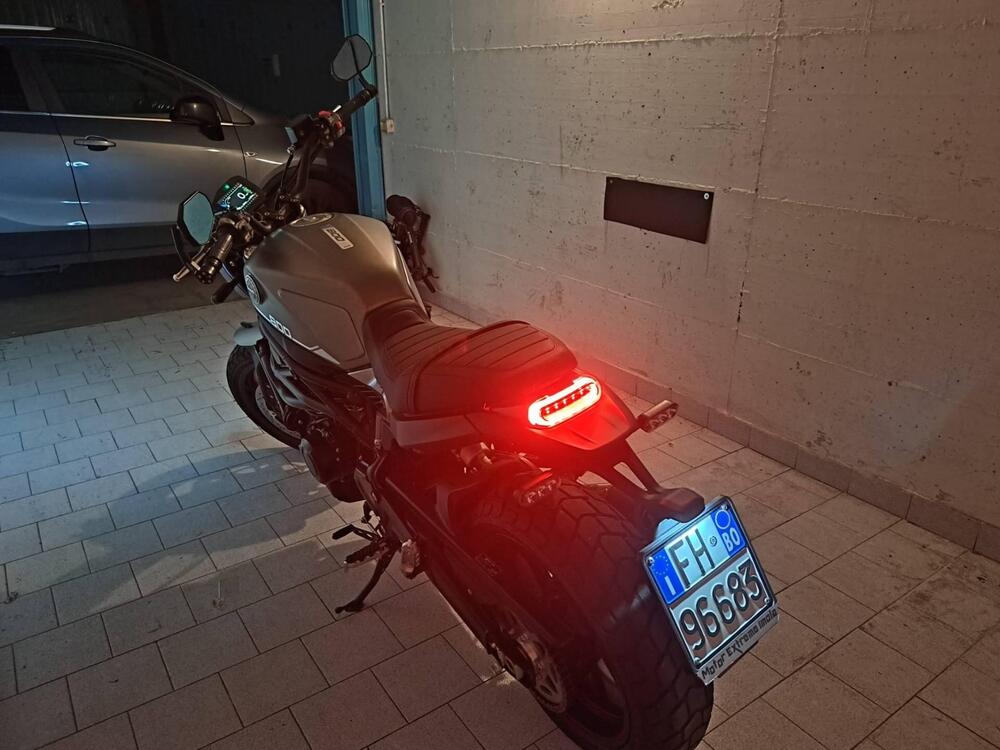 Benelli Leoncino 800 (2022 - 26) (7)