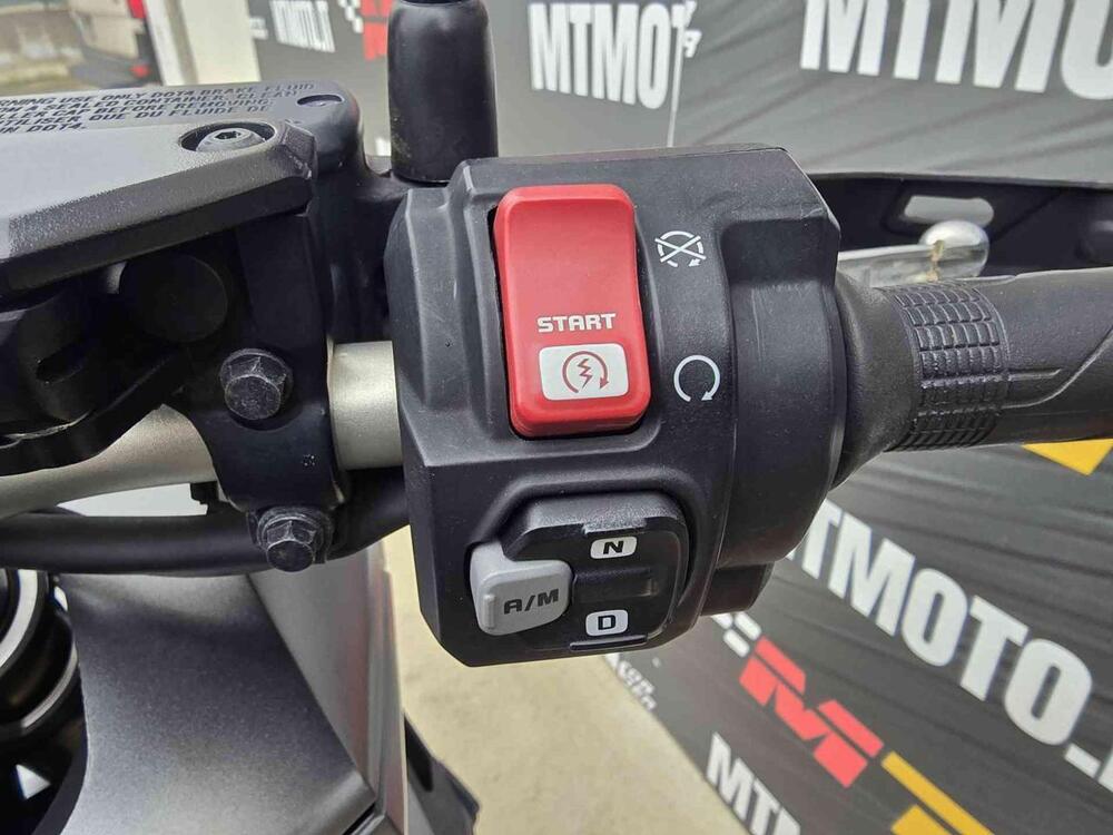 Honda X-ADV 750 DCT Travel (2021 - 24) (20)