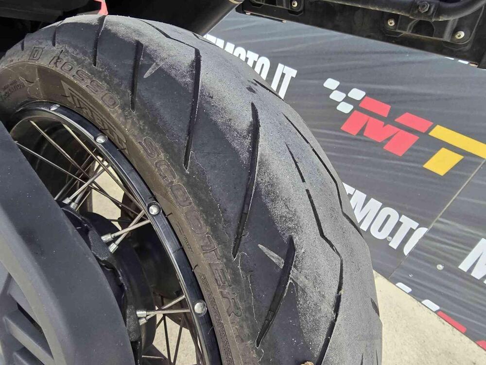 Honda X-ADV 750 DCT Travel (2021 - 24) (9)