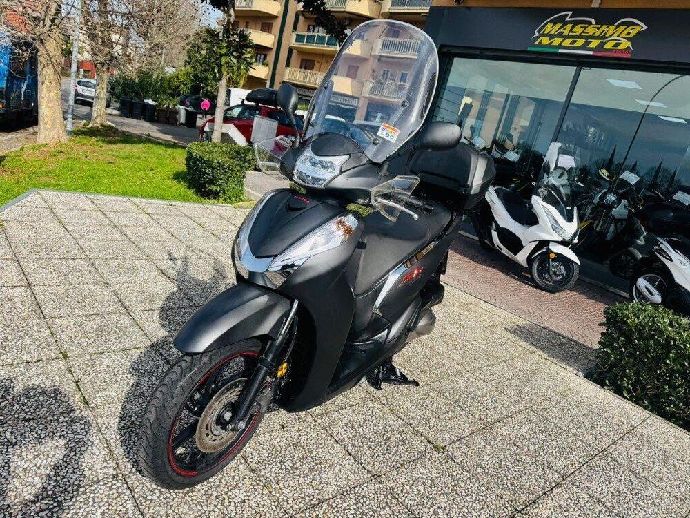 Honda SH 300 i ABS (2016 - 20) (2)