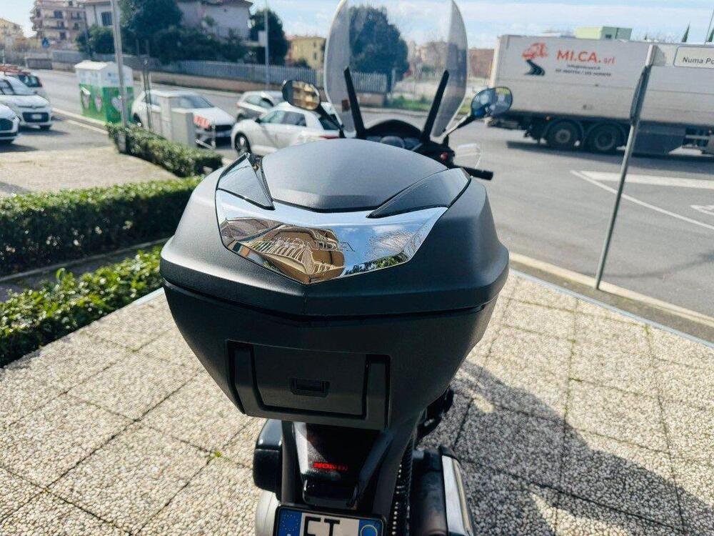 Honda SH 300 i ABS (2016 - 20) (12)