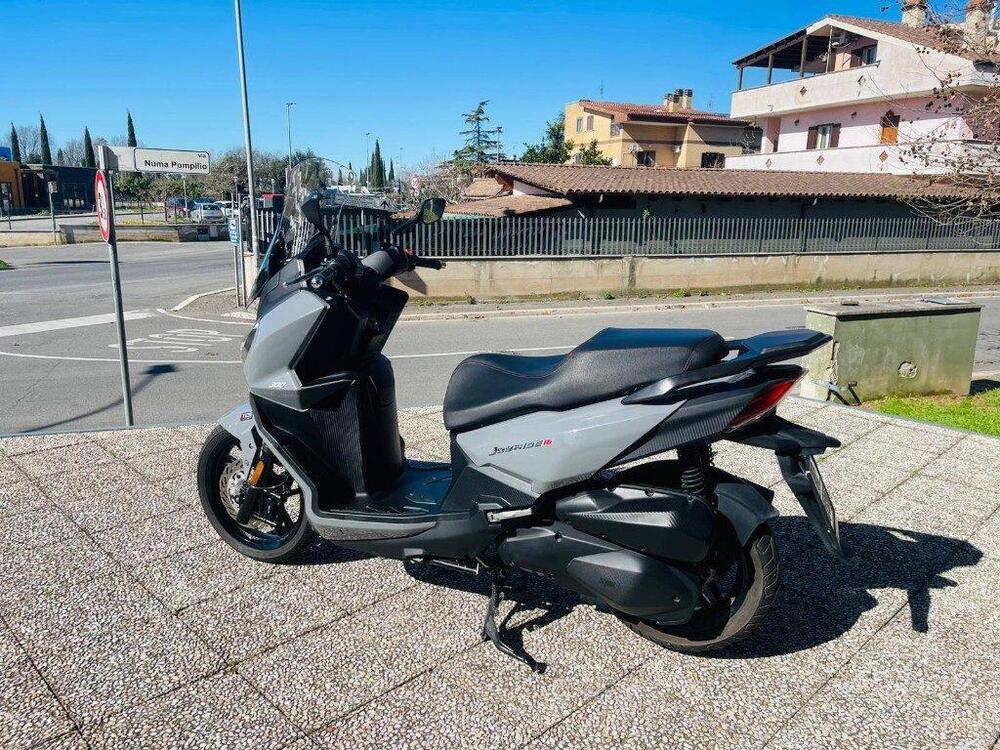 Sym Joyride 300 (2022 - 24) (17)