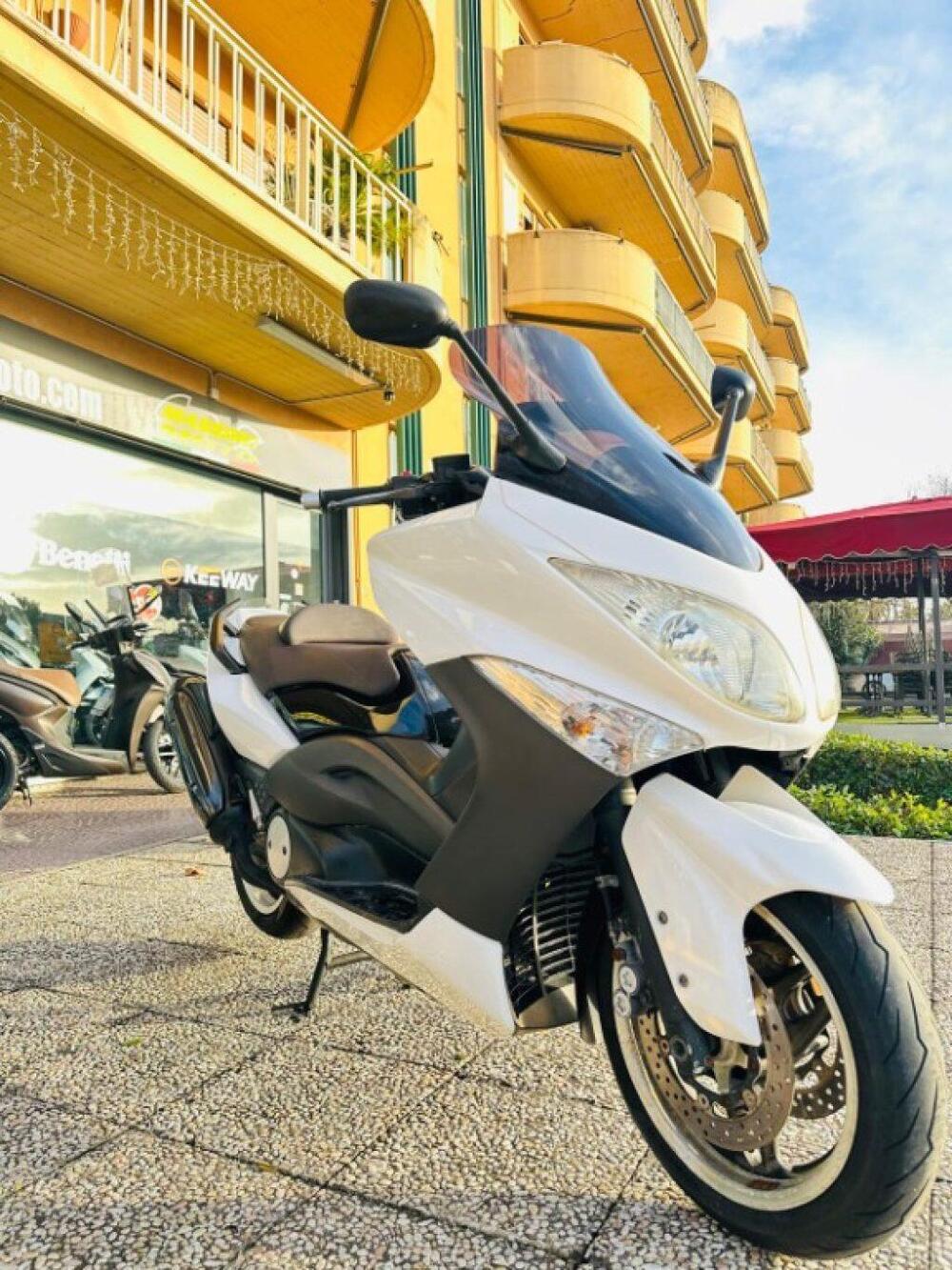 Yamaha T-Max 500 White Max (2010 - 11) (8)