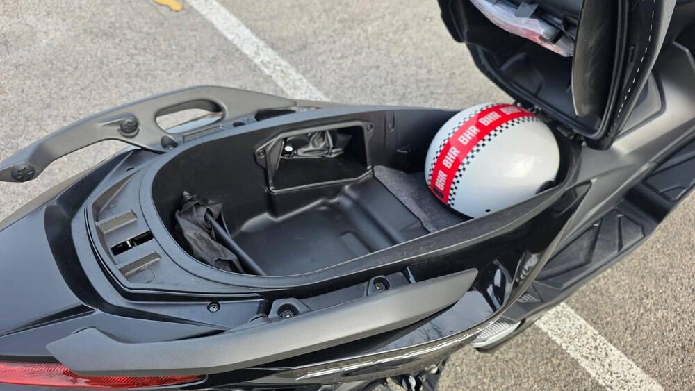 Honda Forza 350 (2025 - 26) (6)