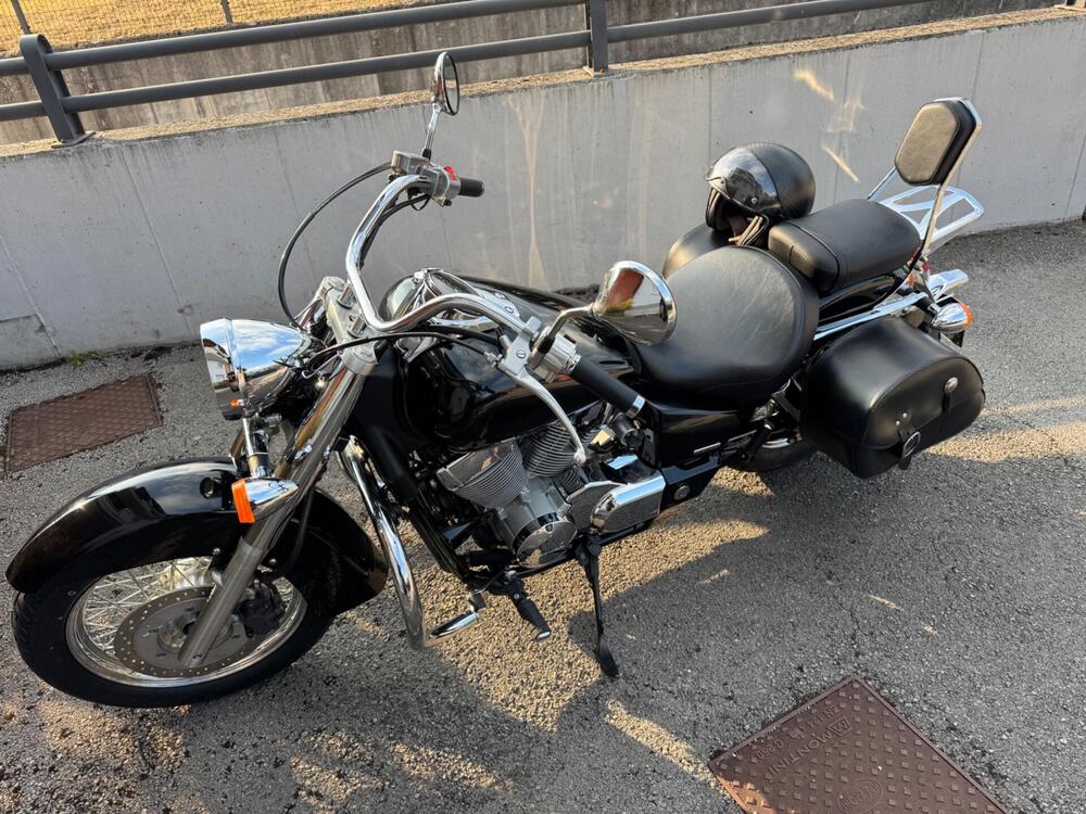 Honda Shadow 750 (2004) (3)