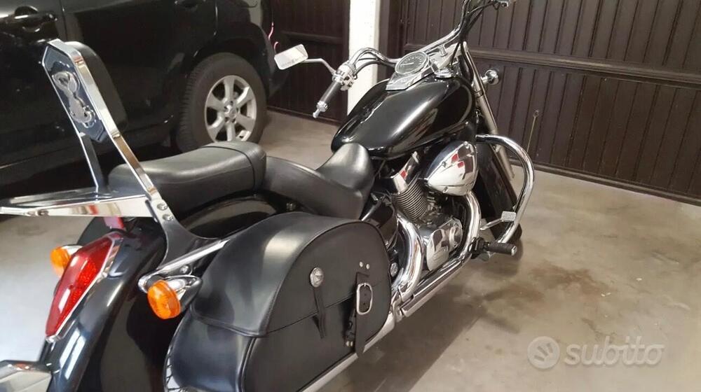 Honda Shadow 750 (2004) (7)