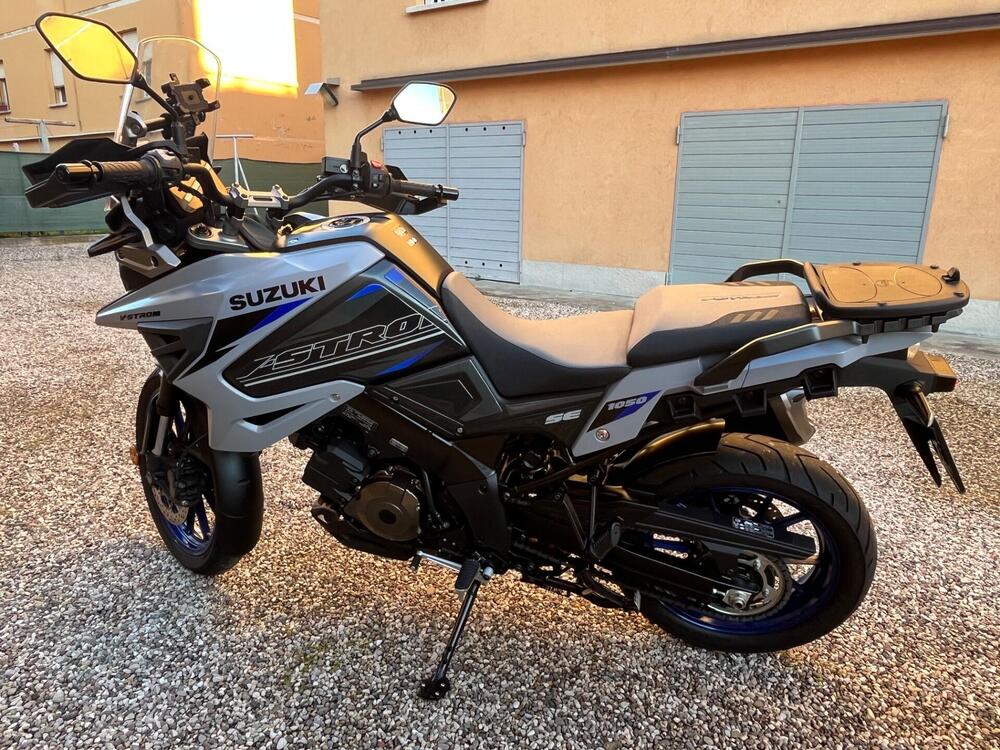 Suzuki V-Strom 1050SE (2023 - 24) (3)