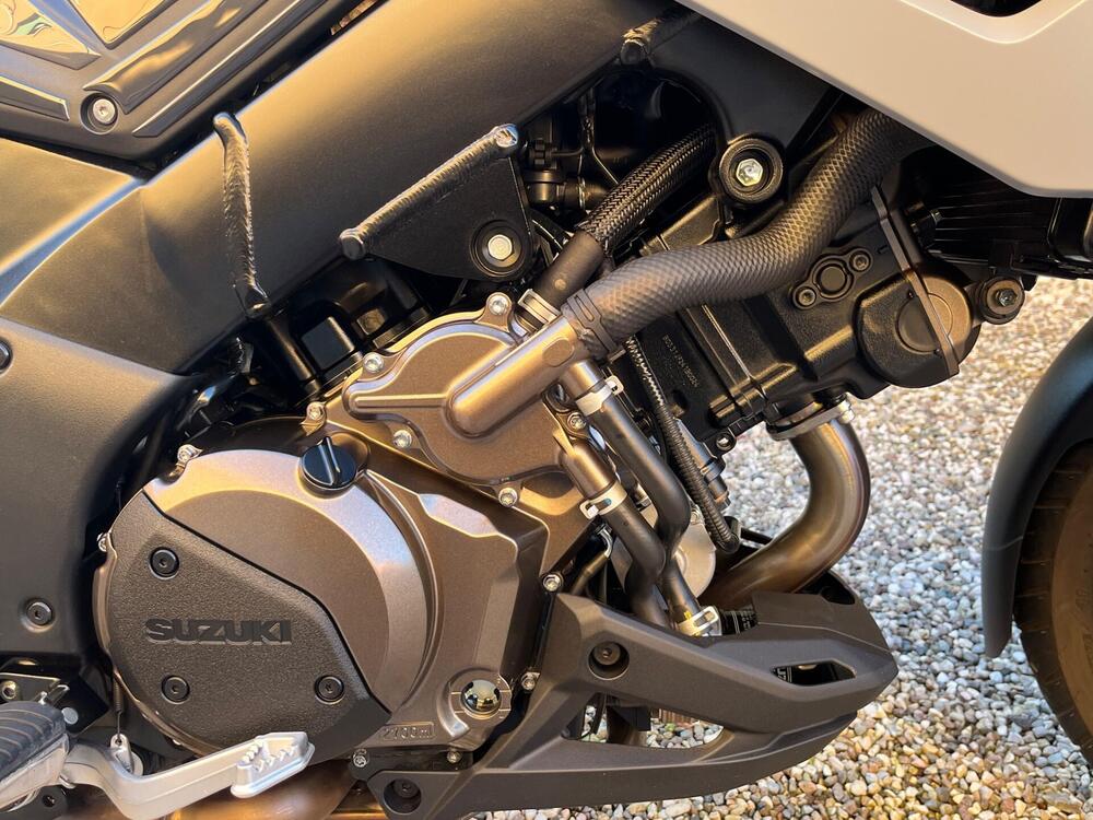 Suzuki V-Strom 1050SE (2023 - 24) (4)