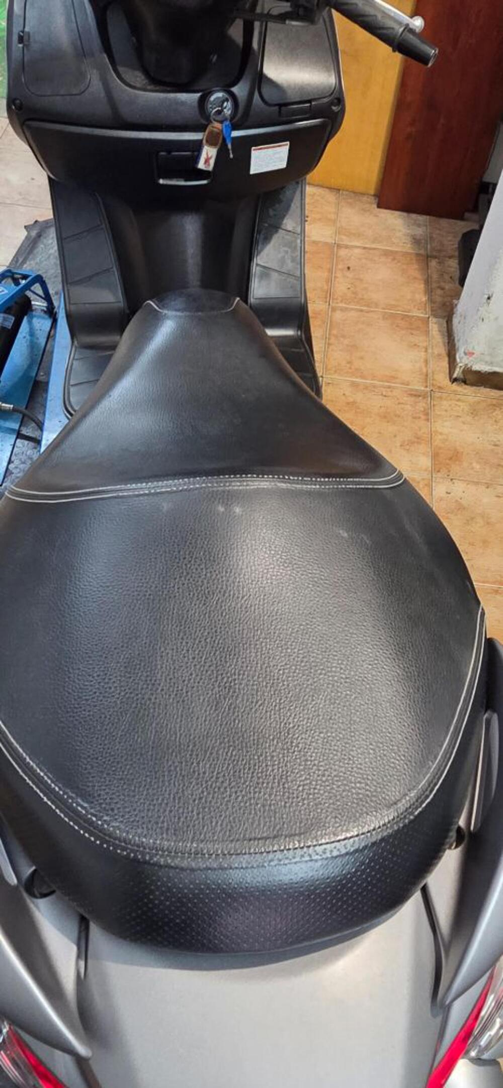 Suzuki Burgman UH 200 (2014 - 15) (4)