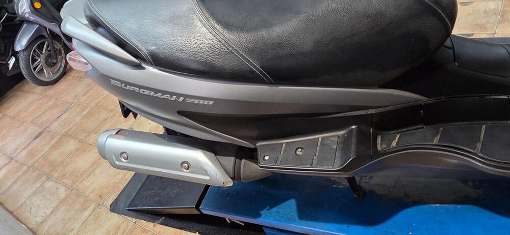 Suzuki Burgman UH 200 (2014 - 15) (6)