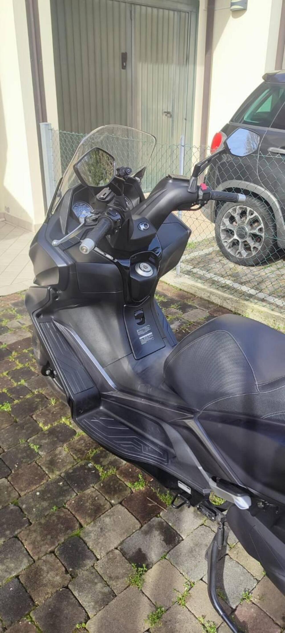 Kymco Downtown 350i ABS (2016 - 20) (2)