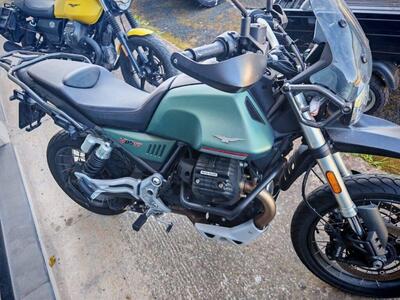 Moto Guzzi V85 TT (2021 - 23) usata