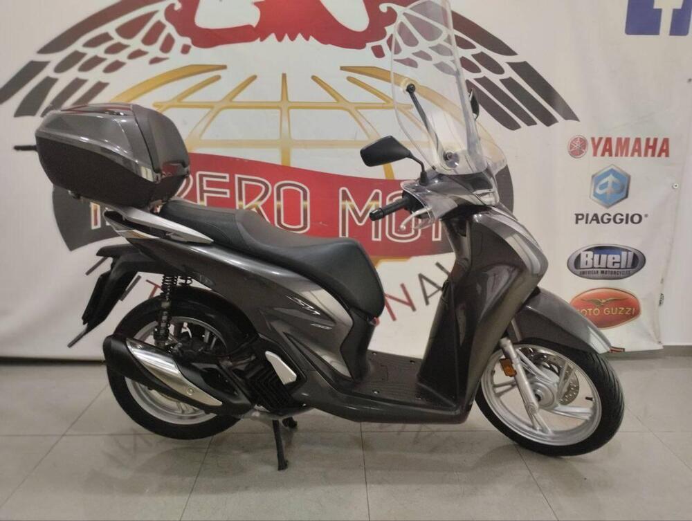 Honda SH 150i (2020 - 23) (2)