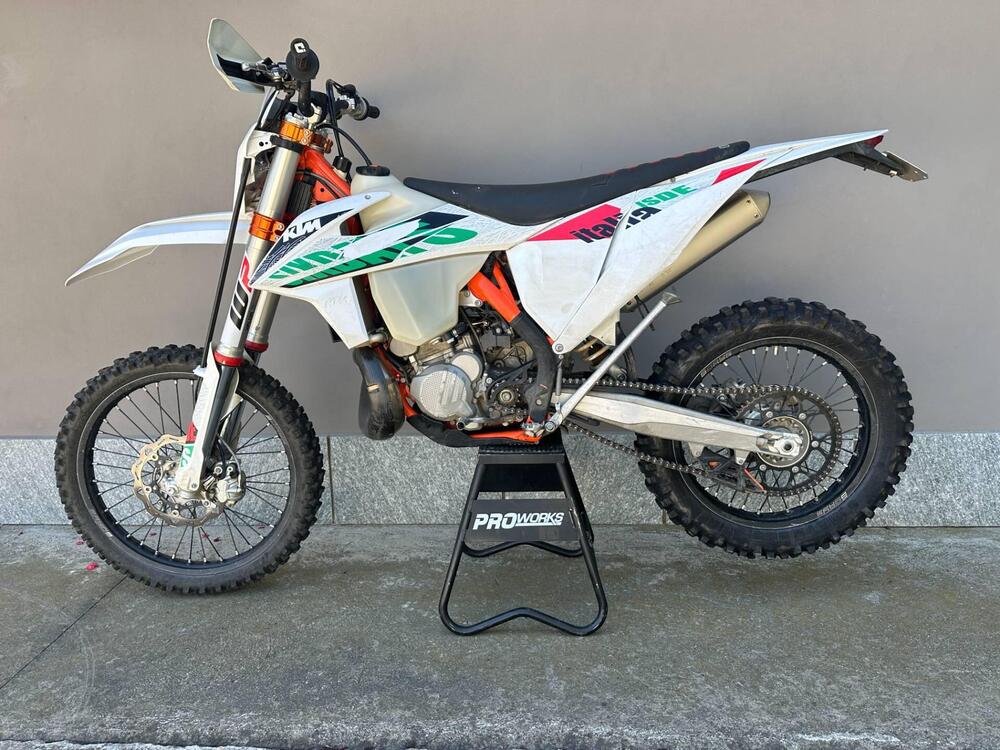 KTM 300 EXC TPI Six Days (2021) (8)