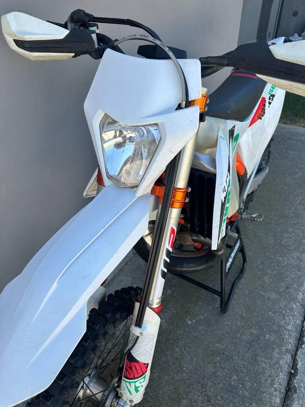 KTM 300 EXC TPI Six Days (2021) (4)