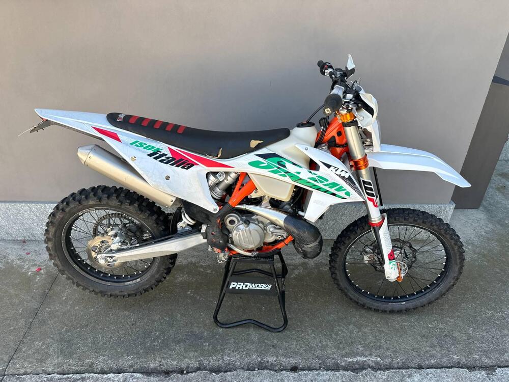 KTM 300 EXC TPI Six Days (2021) (2)