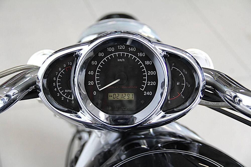 Harley-Davidson 1250 V-Rod (2008 - 12) - VRSCAW (8)