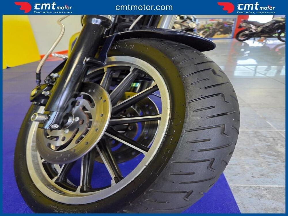 Harley-Davidson 883 R (2008 - 16) - XL 883R (8)