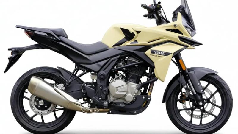 Leonart Racer 300: di racing ha solo il nome