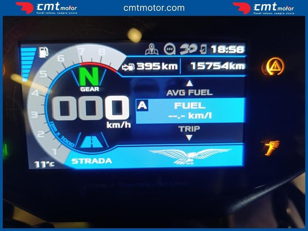 Moto Guzzi V85 TT (2021 - 23) (5)