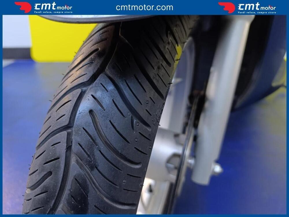 Piaggio Medley 125 ABS (2016 - 19) (10)