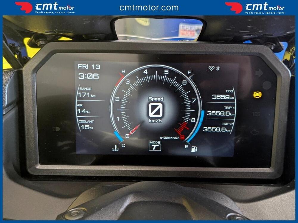 Yamaha T-Max 560 (2022 - 24) (5)