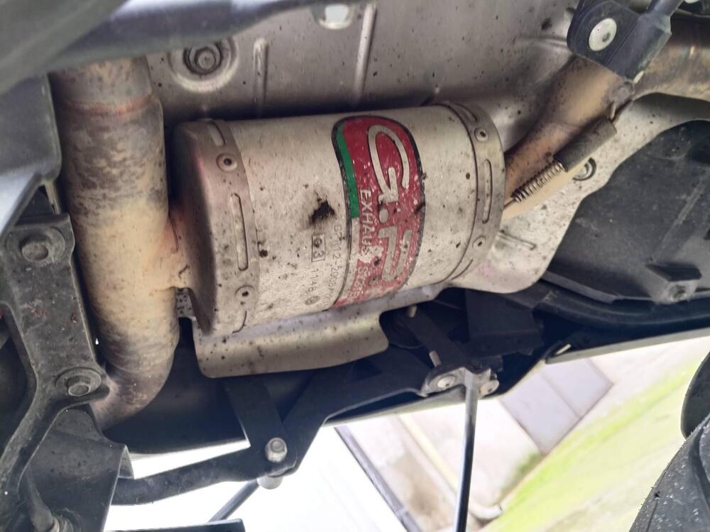 Suzuki GSR 600 (2006 - 11) (7)