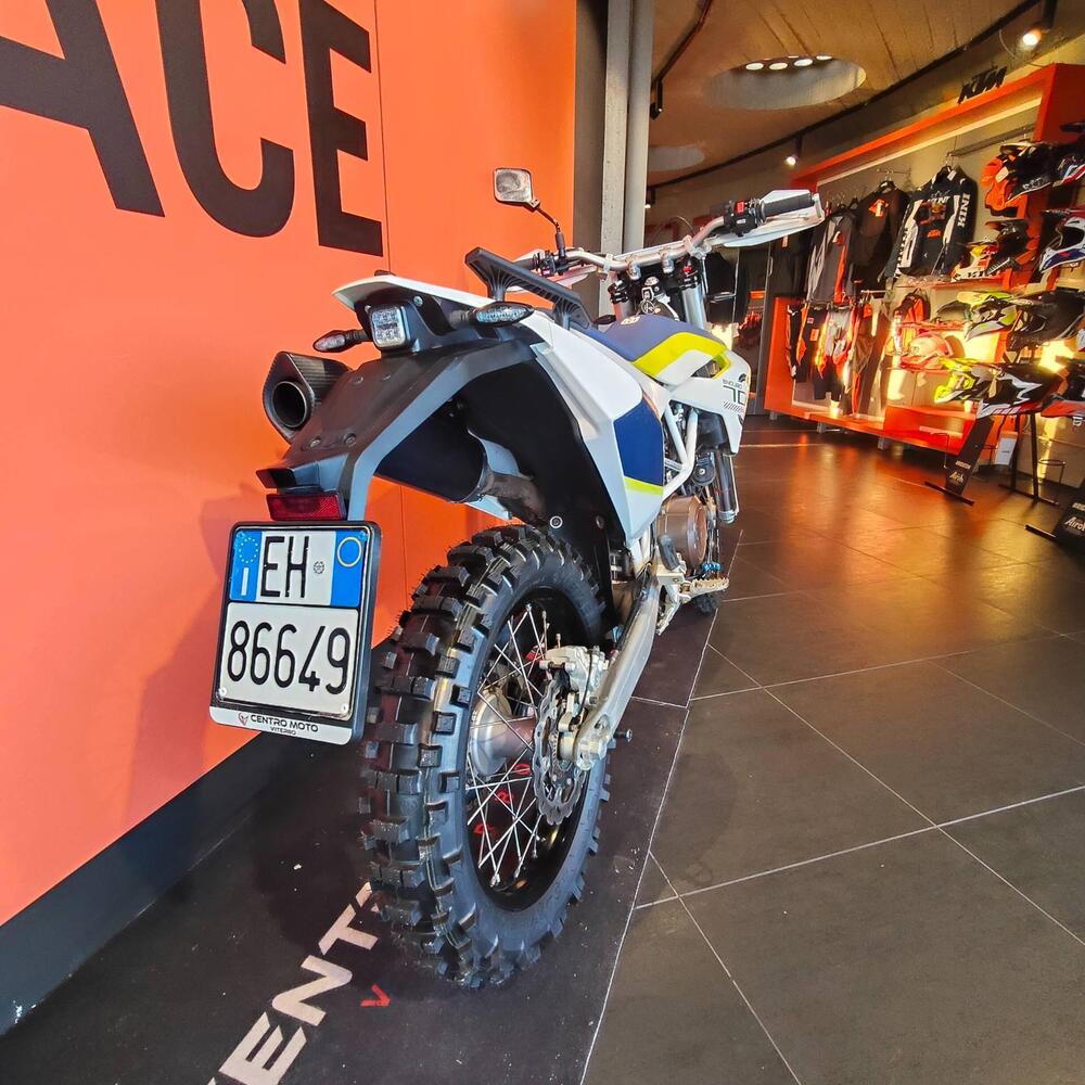 Husqvarna 701 Enduro (2017 - 19) (5)