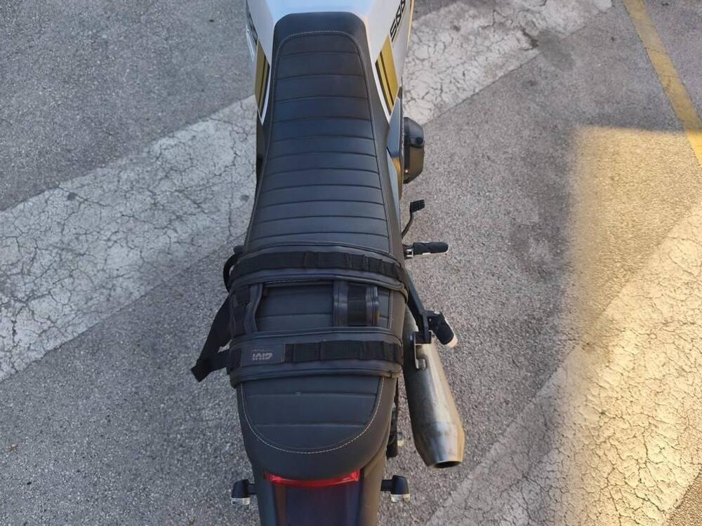 Brixton Motorcycles Crossfire 500 X (2021 - 26) (15)