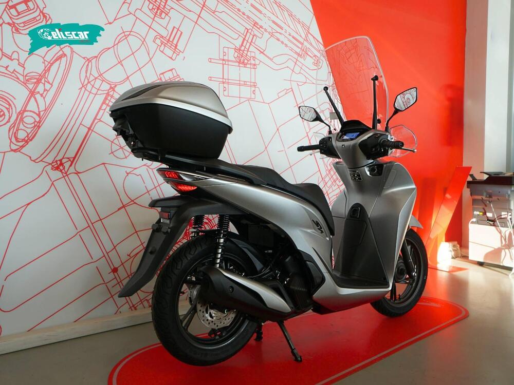 Honda SH 125 (2026) (4)