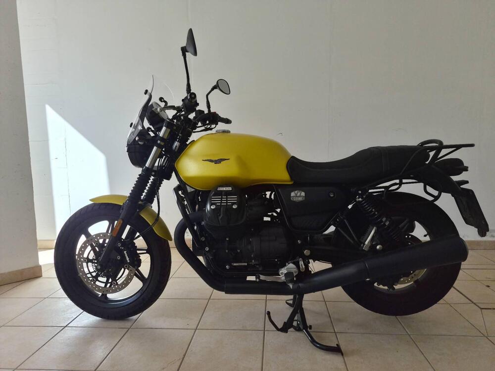 Moto Guzzi V7 Stone (2021 - 24) (5)