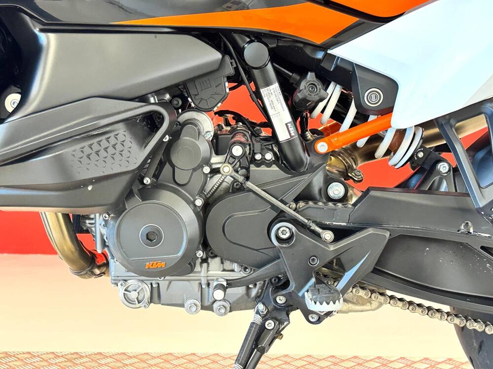 KTM 890 SMT (2023 - 25) (15)